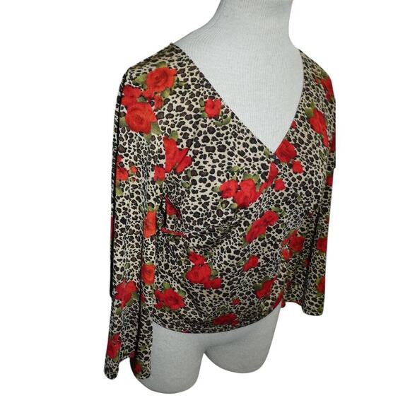 No Boundaries Leopard Print Red Rose Long Sleeve Stretch Top Juniors M - Picture 3 of 8